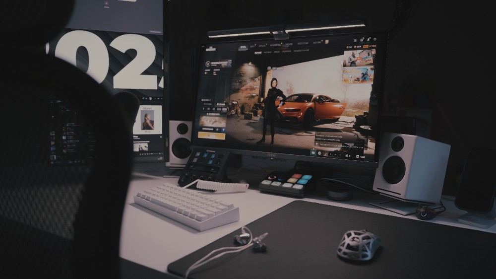 Создать мем "игровая комната геймера, дизайн компьютерного стола ...