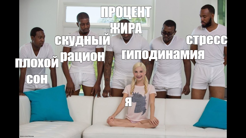 В окружении грудастых блондинок мужик чуть не охуел от счастья В окружении грудастых блондинок мужик чуть не охуел от счастья