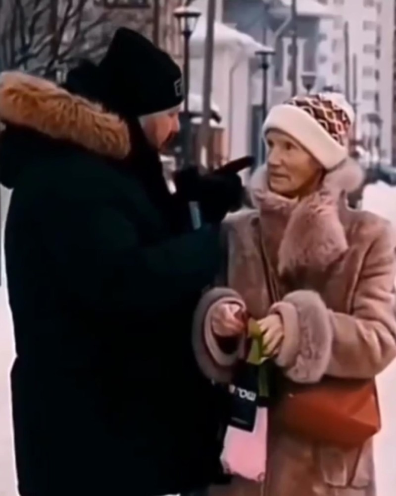 Соблазнительная Наталья Гундарева В Ночной Рубашке – Собачий Пир 1990