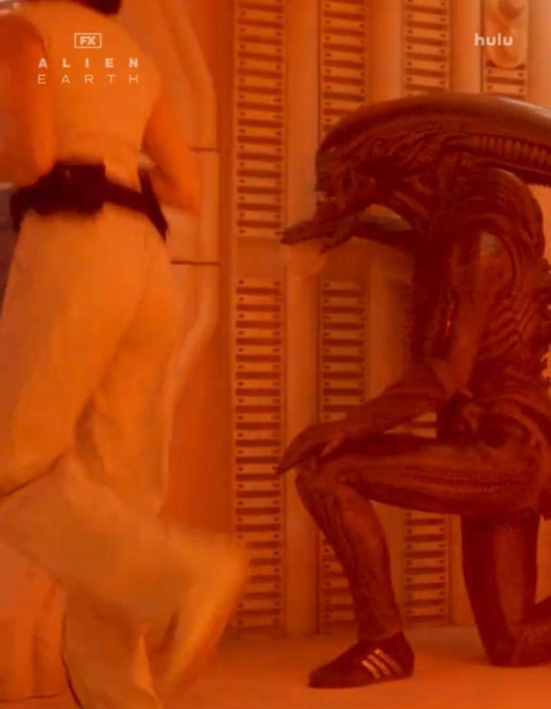 Create meme "Alien 3 movie 1992, alien xenomorph, alien alien ...